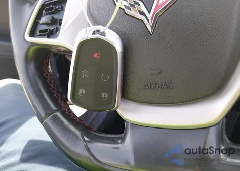 2016 Chevrolet Corvette Stingray Z51 из США, поврежденный, VIN 1G1YM2D73G5111075